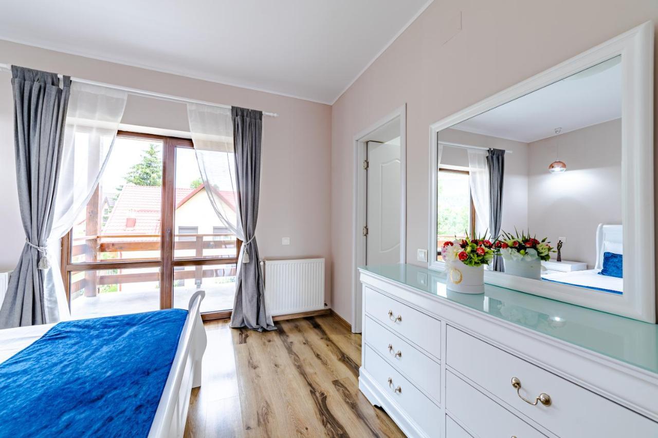 Yael Luxury Apartments 2 Буштени Экстерьер фото