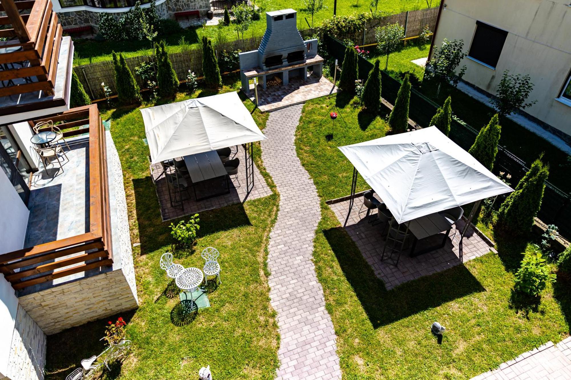 Yael Luxury Apartments 2 Буштени Экстерьер фото